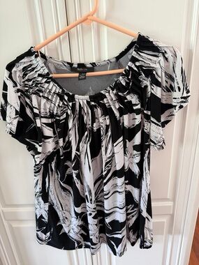 Style & Co. Black and White Floral-Print Peasant Blouse